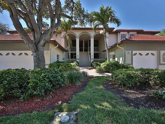 2nd image of 180 Waterside Cir Unit 201