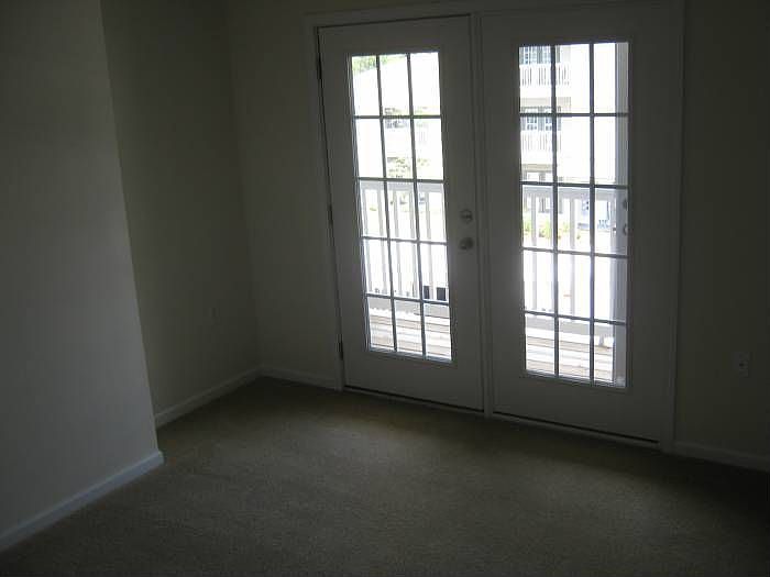 2nd image of 60 Wilkinson Pass Ln APT 201