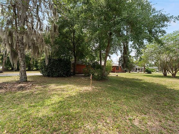 3rd image of 1309 SE 43rd Ter