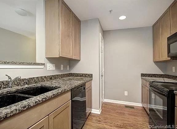 4th image of 3919 Picasso Ct