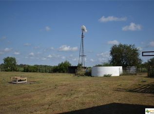 873 County Road 409, Beeville, TX 78102