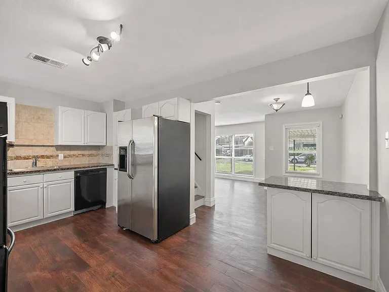 3823 Florinda St — Photo 13