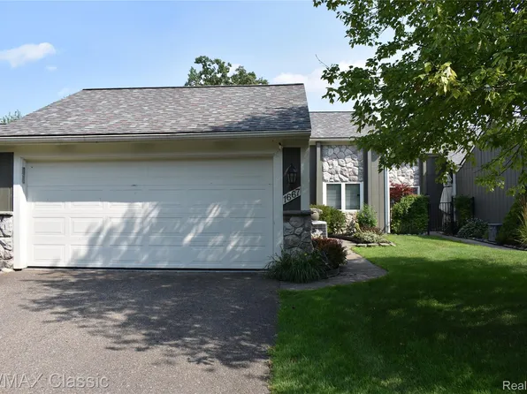 1667 Harbor Cv, Novi, MI 48377