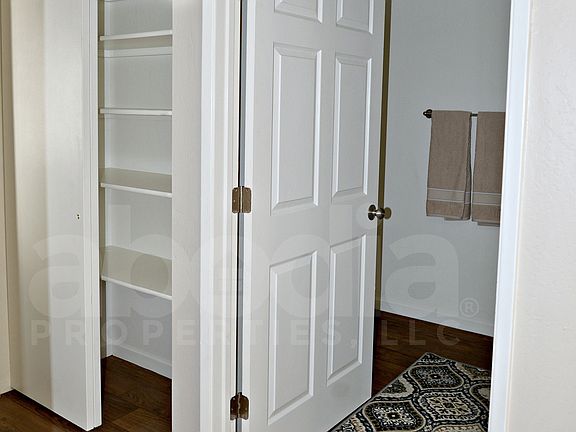 Ample storage space within and exterior storage included, you will never feel cramped here.