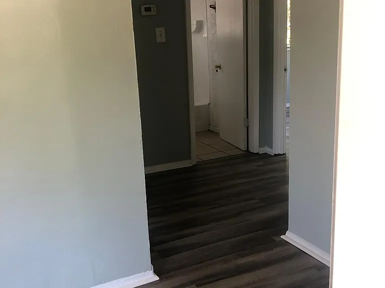 227 Madrid St — Photo 6