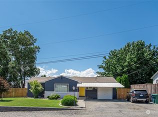 786 N Jonathan Ave, East Wenatchee, WA