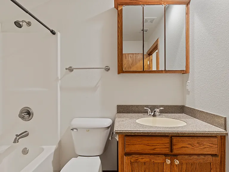 524 E Greenbriar Cir #524 — Photo 31
