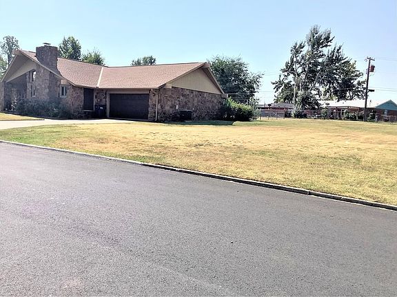 4th image of 112 Sooner Dr