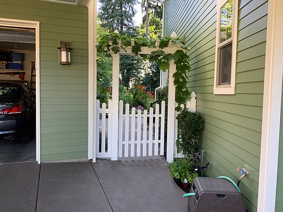 3rd image of 4309 NW 121st Cir