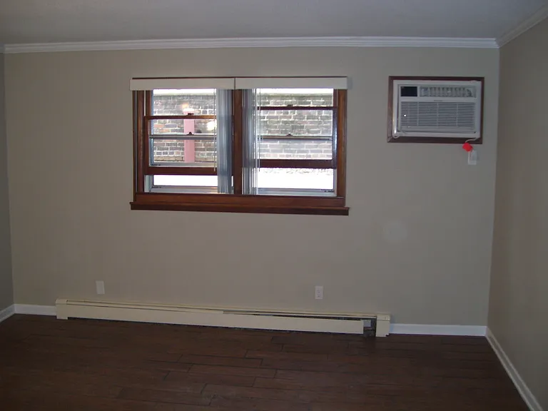 659 17th St #12 — Photo 5