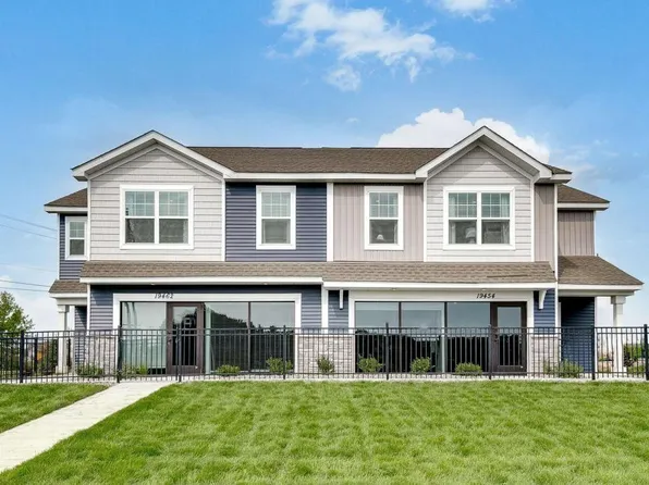 2075 Clearwater Ter, Shakopee, MN 55379