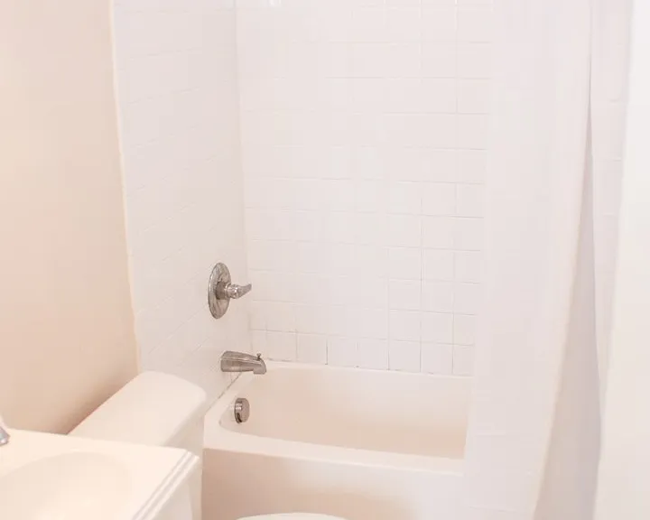 Levy House — Photo 6