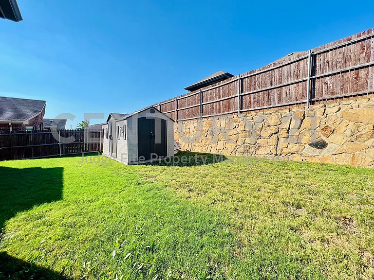 5644 Salt Springs Dr — Photo 16
