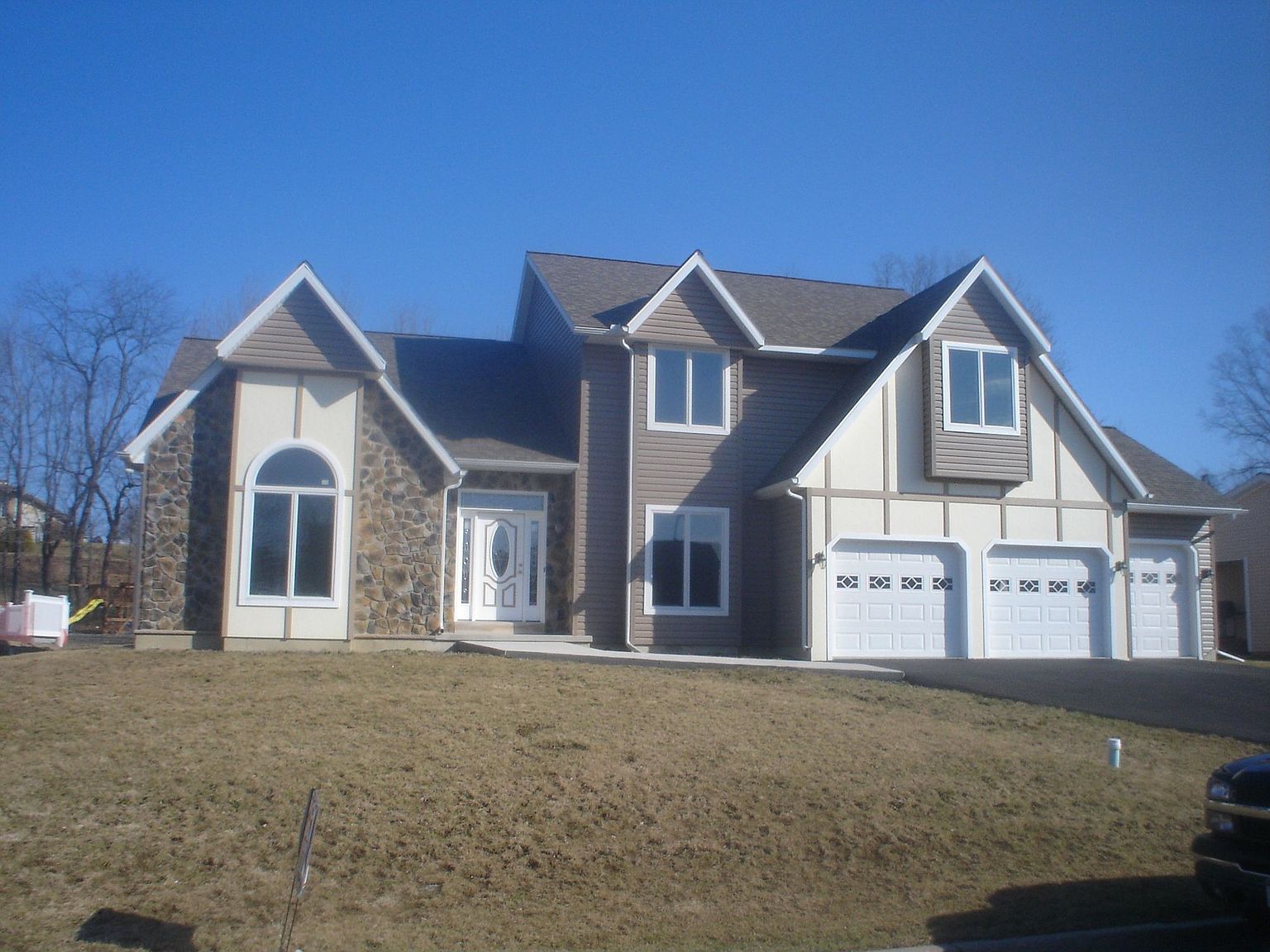 2041 Felicia Blvd, Endicott, NY 13760 Zillow