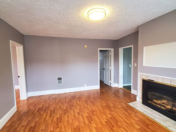 2nd image of 732 South St Floor 2