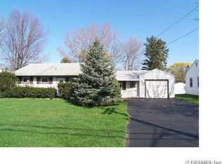 1262 State Rd, Webster, NY 14580