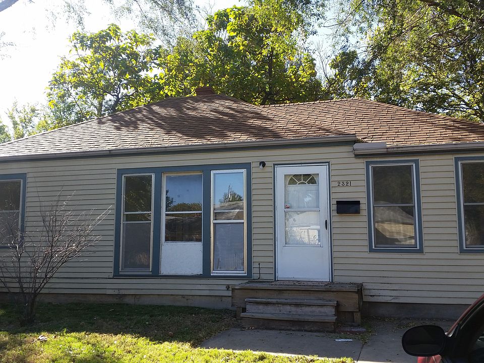 2nd image of 2321 S Ida Ave