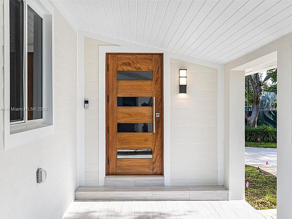 4th image of 234 Minola Dr #234