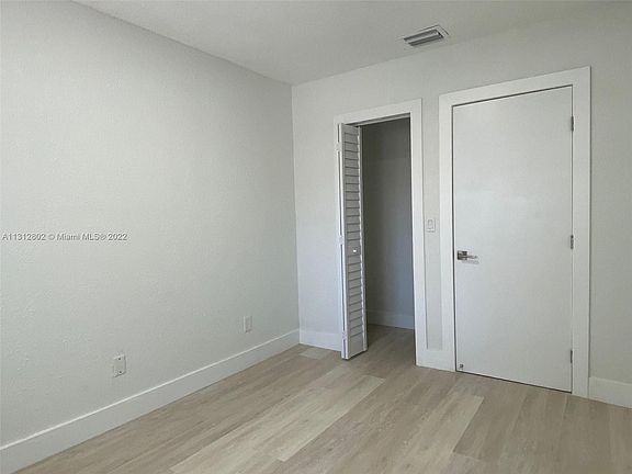 5th image of 2796 SW 34th Ct #2798