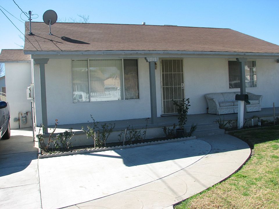 Front View of Home