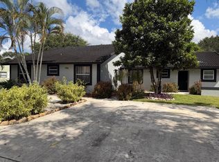 1392 Riverside Cir #1392, Wellington, FL 33414