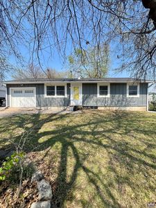 1242 E 9th Ave, Emporia, KS, 66801