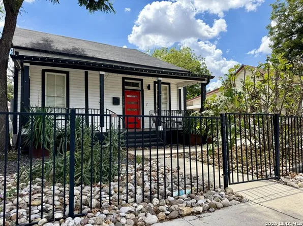 1118 Nolan St, San Antonio, TX 78202