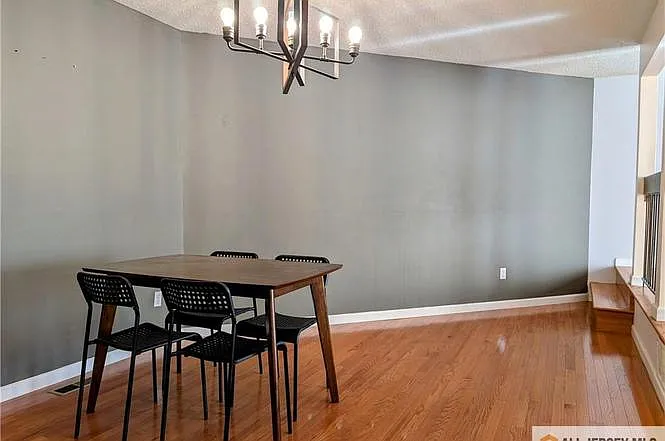 20 Cotoneaster Ct — Photo 5