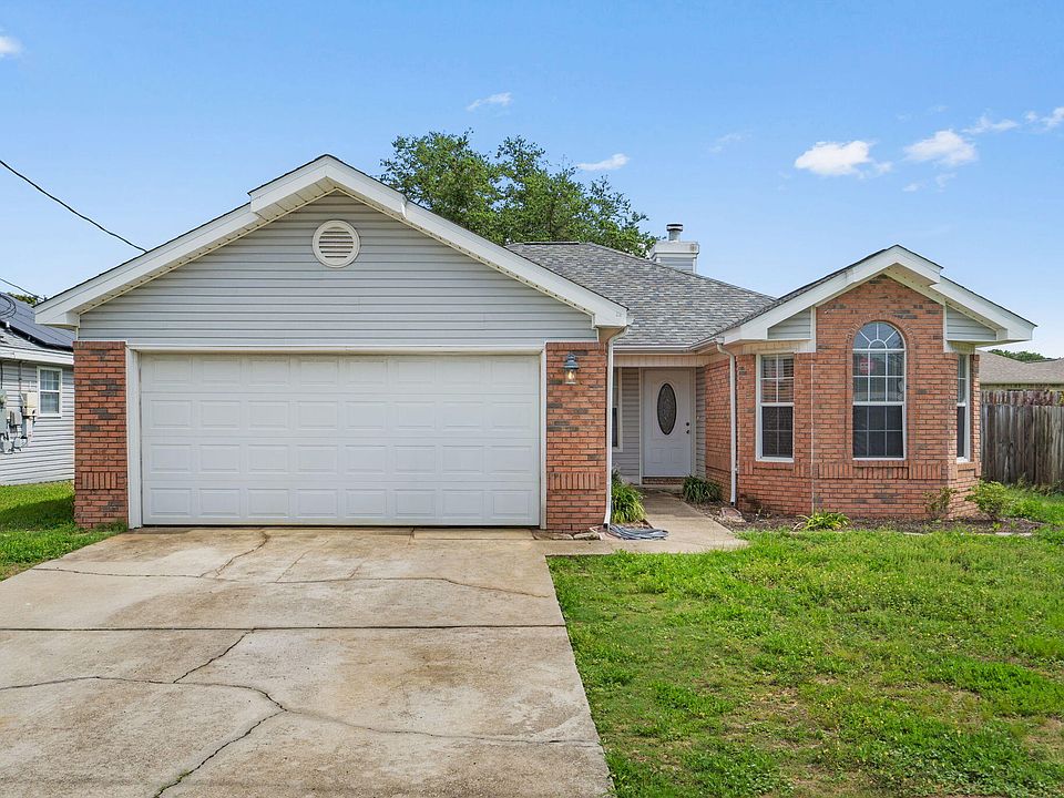 1st image of 305 W Danielle Ct