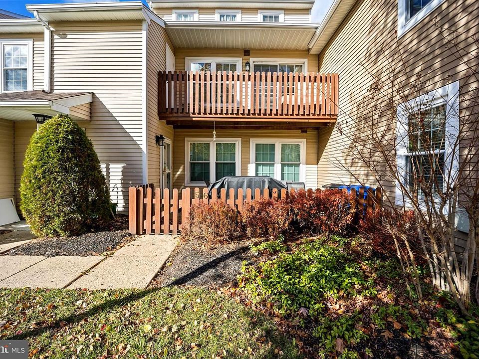 1st image of 56 Dogwood Ln #D-7