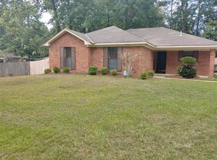 3709 Hollyloch Ct, Montgomery, AL 36116