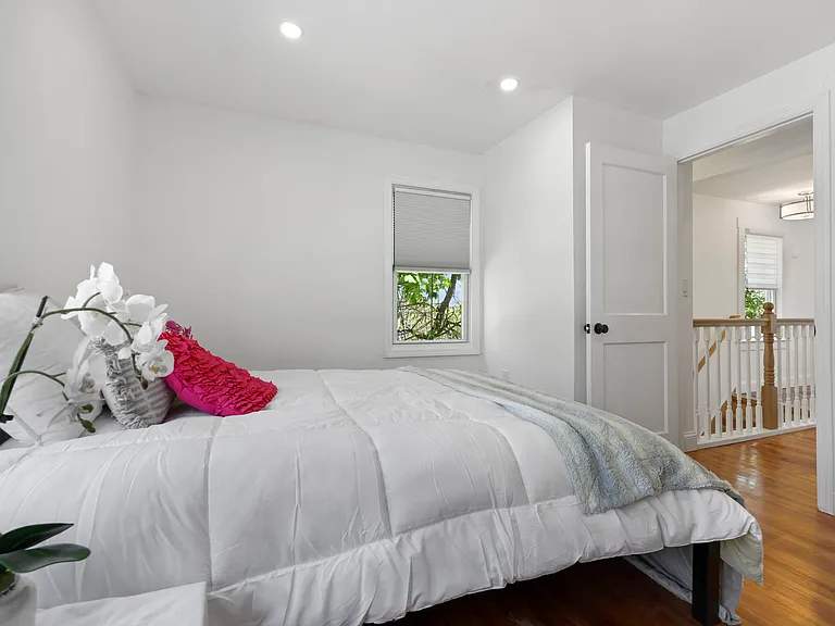 300 Bruce Park Ave #1 — Photo 13