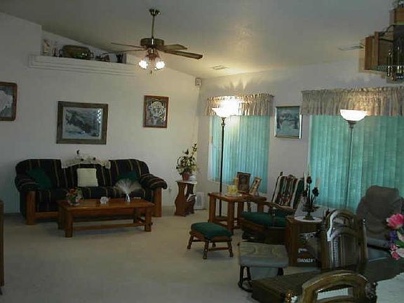 2nd image of 7667 N Las Flores Avenue