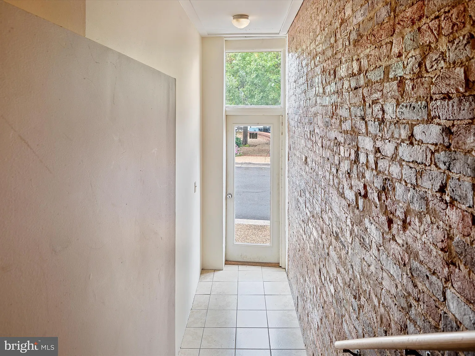 2 bed, 1031 sqft, $1,300 — Photo 1