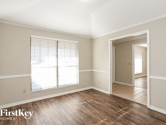 5th image of 761 Duart Dr