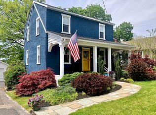 10 S Cedar Hollow Rd, Paoli, PA 19301