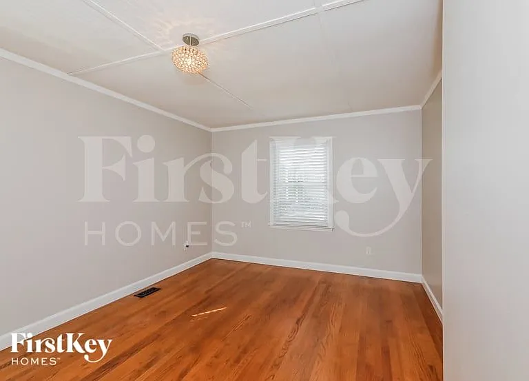 120 Keowee Cir — Photo 10