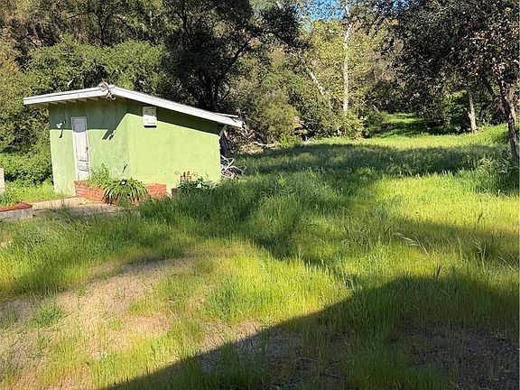 2nd image of 26413 N Lake Wohlford Rd