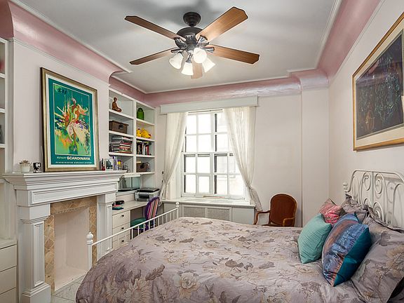 2nd image of 2109 Broadway #5/02