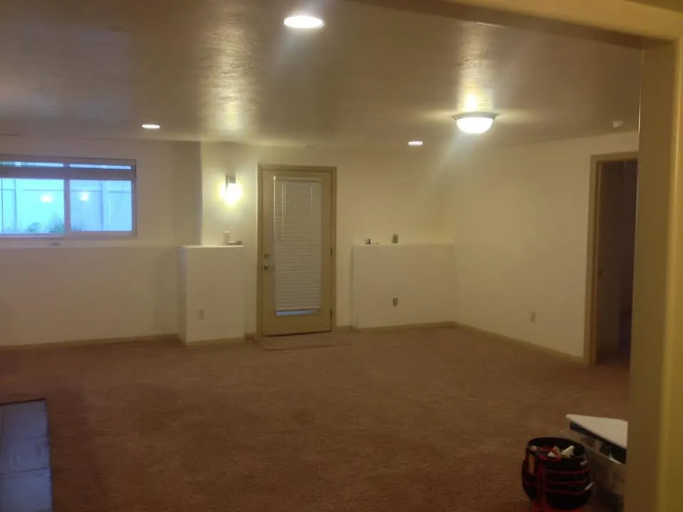 3 bed, 1300 sqft, $1,300 — Photo 3