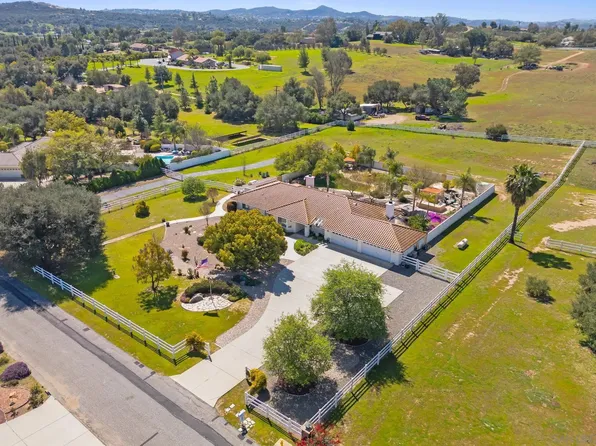 29020 Fruitvale Ln, Valley Center, CA 92082