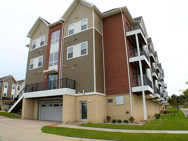Creekside South — Photo 24