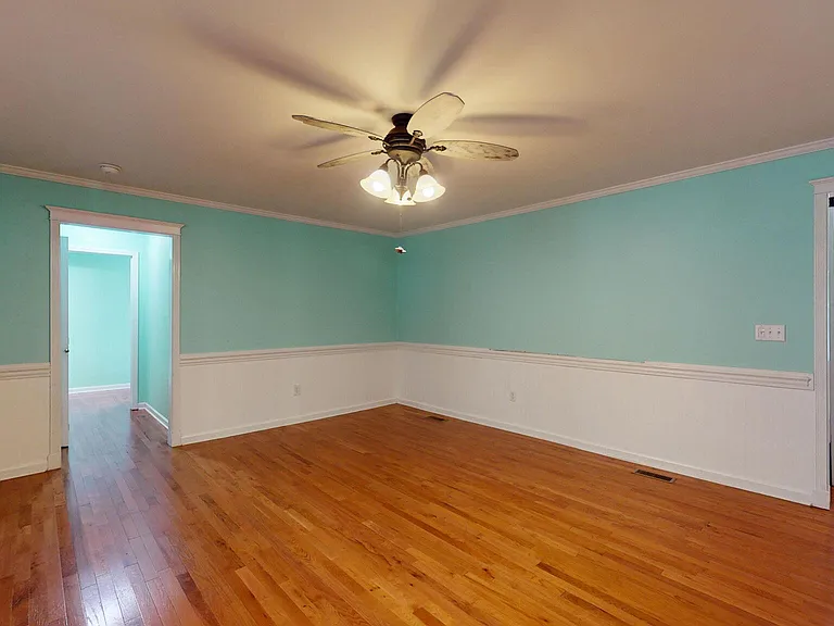 221 Salty Shores Rd — Photo 7