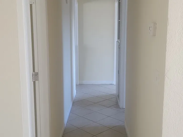 4617 Stacey Ave — Photo 5