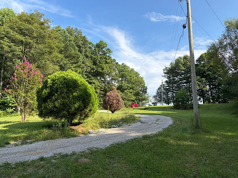 10441 Crossville Hwy — Photo 7