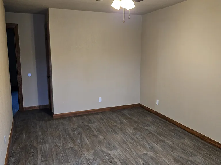901 Ironwood St #14 — Photo 3