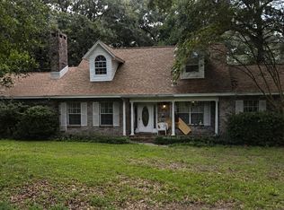 6082 Blueberry Ln, Crestview, FL 32536