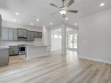 120 Delaware Ln — Photo 6