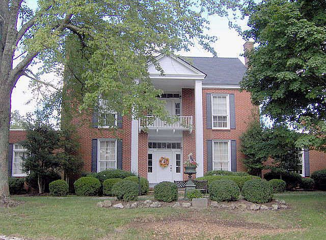 2nd image of 2906 Old Walton Cir