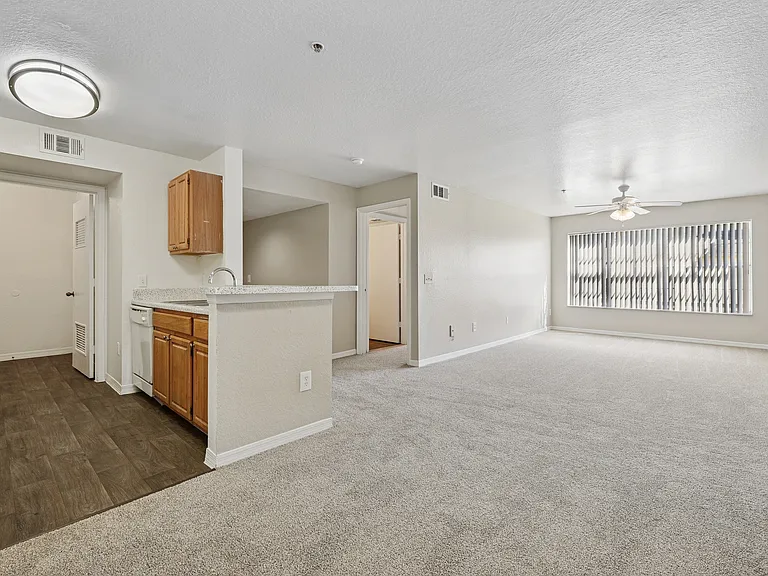 Vista Haven Apartment Homes — Photo 21